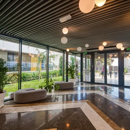 公寓 Astria Rosegold